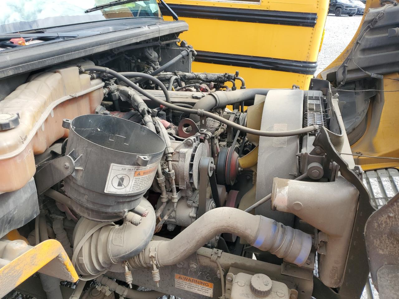 Lot #3273801365 2011 THOMAS SAF-T-LINER C2