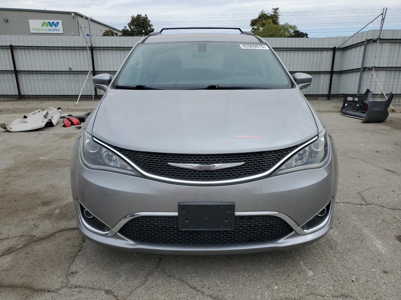 CHRYSLER PACIFICA TOURING L