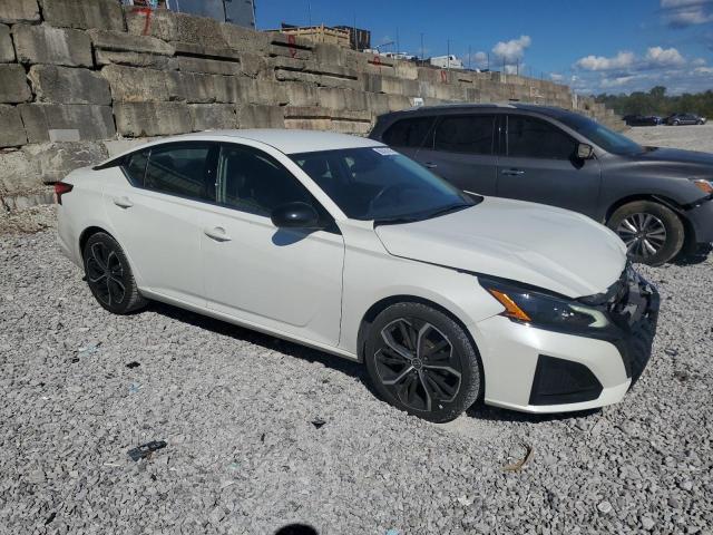 2023 NISSAN ALTIMA SR #3292381275