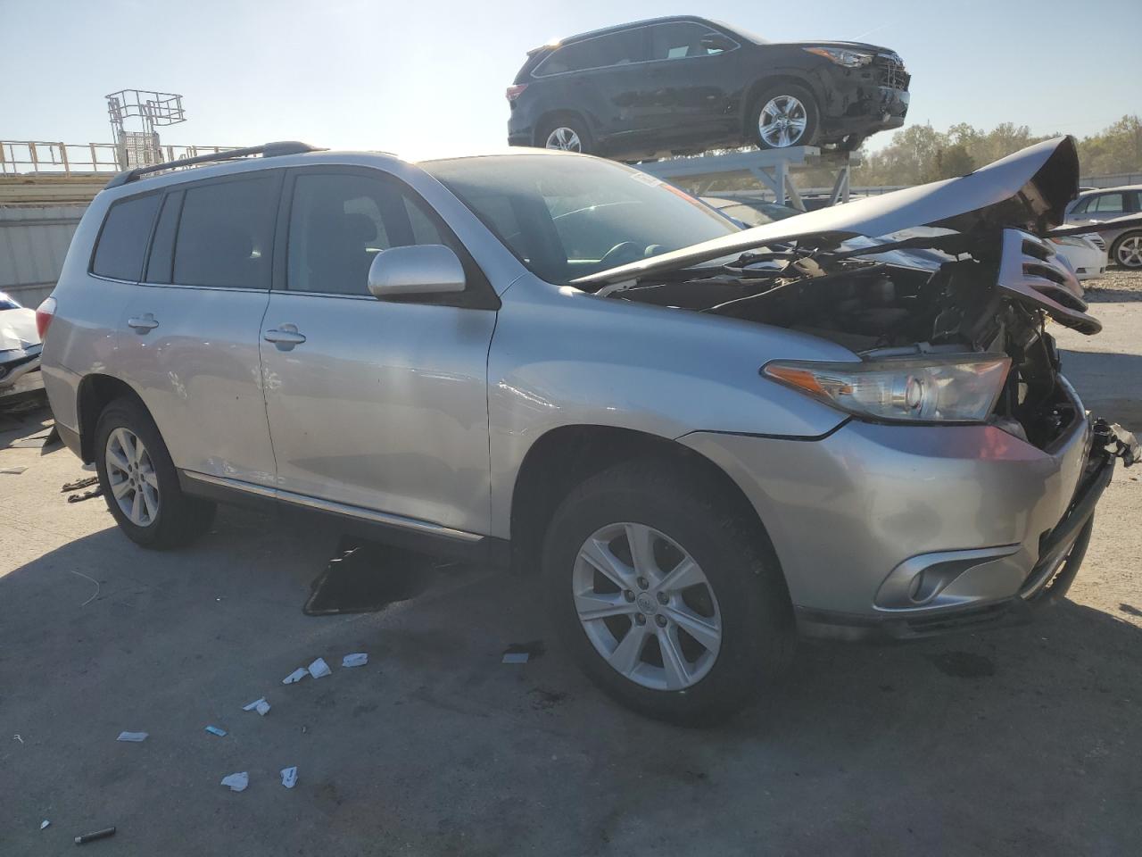 TOYOTA HIGHLANDER BASE