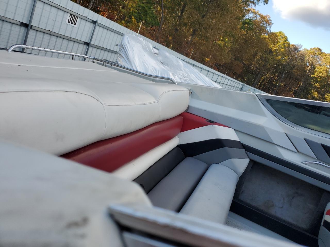 Lot #3276989171 1987 FORMULA BOAT