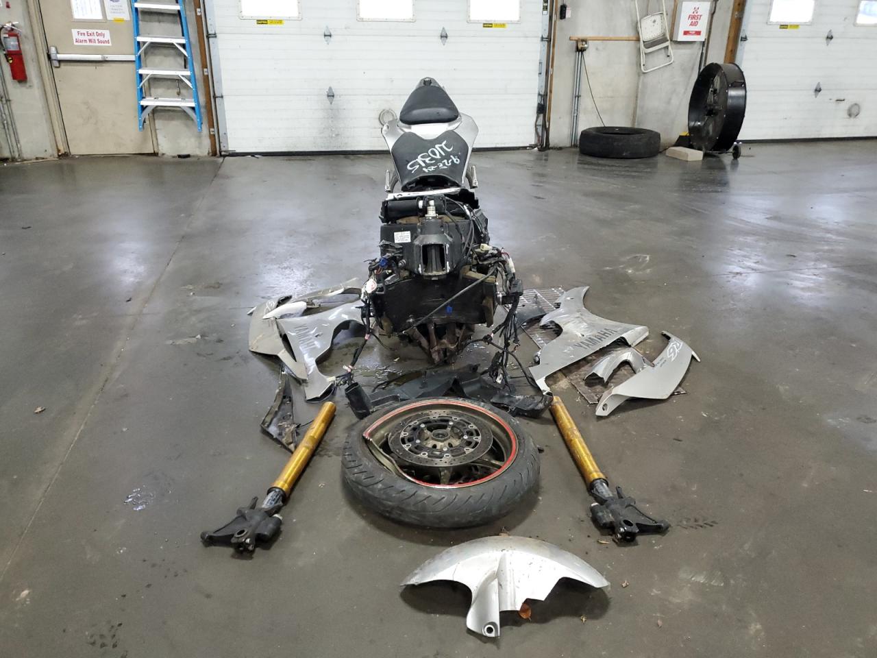 Lot #3318917930 2008 YAMAHA YZFR6