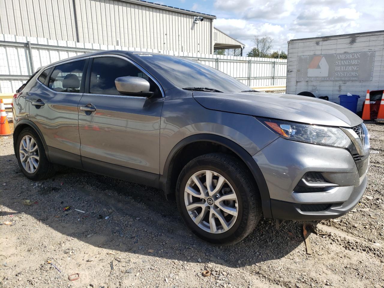 NISSAN ROGUE SPORT S