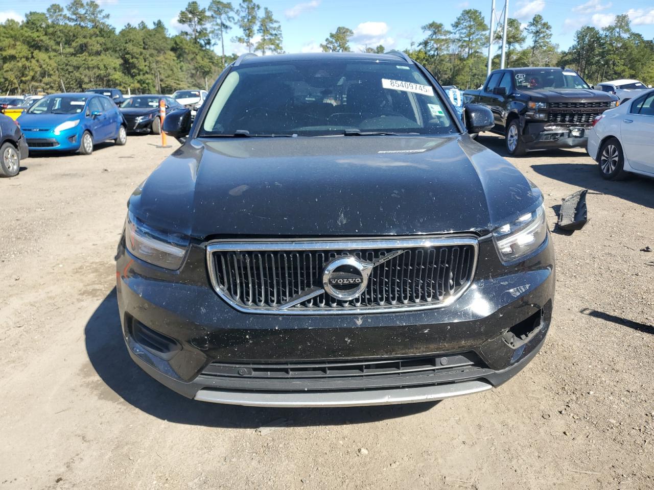 VOLVO XC40 T4 MOMENTUM