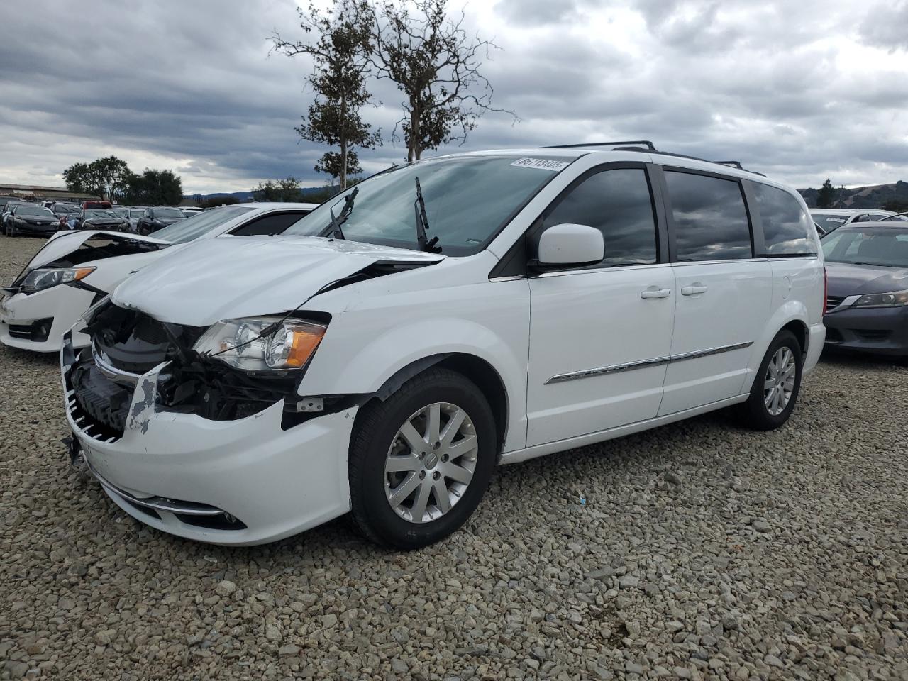 CHRYSLER TOWN & COUNTRY TOURING