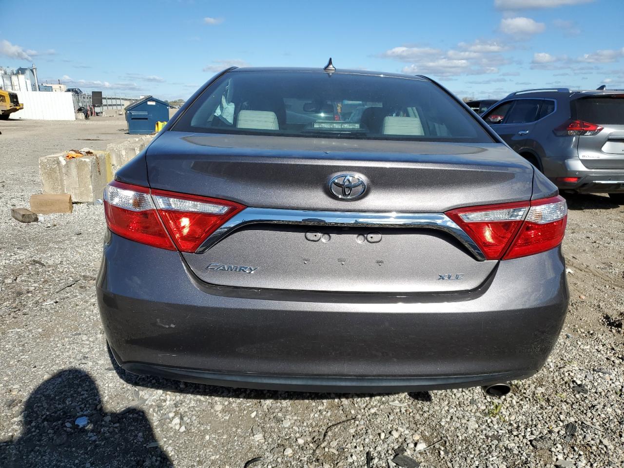 TOYOTA CAMRY LE