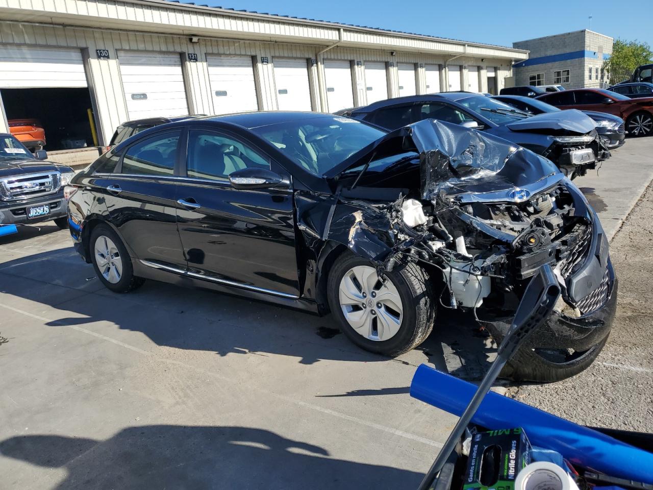 HYUNDAI SONATA HYBRID