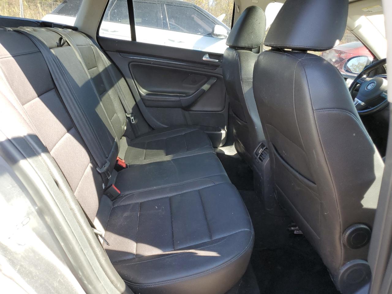 VOLKSWAGEN JETTA TDI