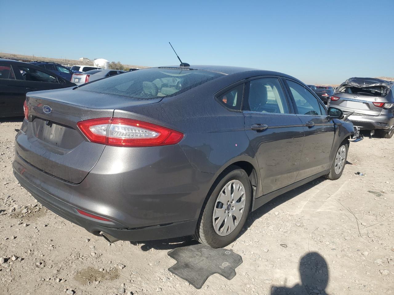 FORD FUSION S