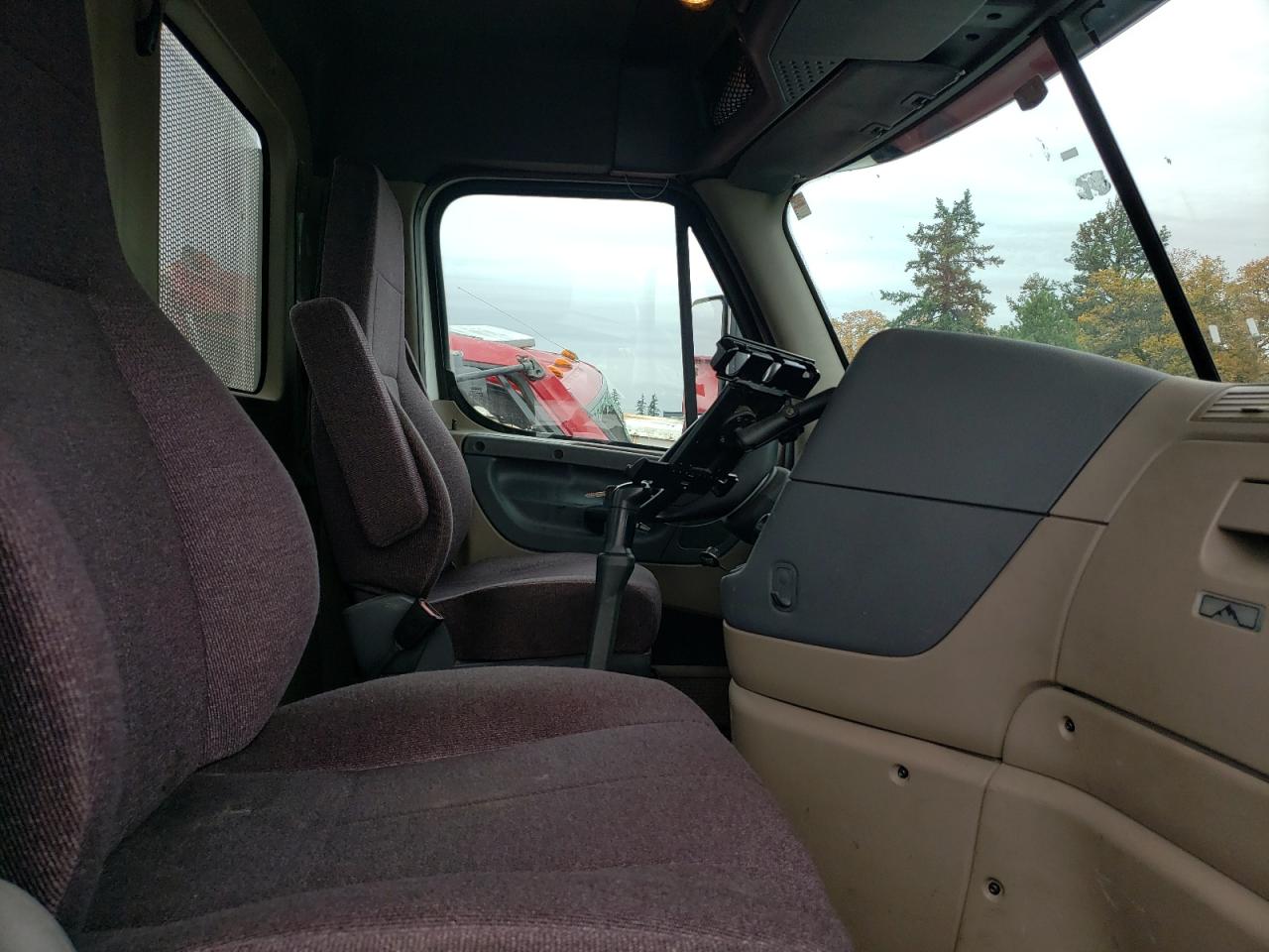 Lot #3290229220 2018 FREIGHTLINER CASCADIA 1