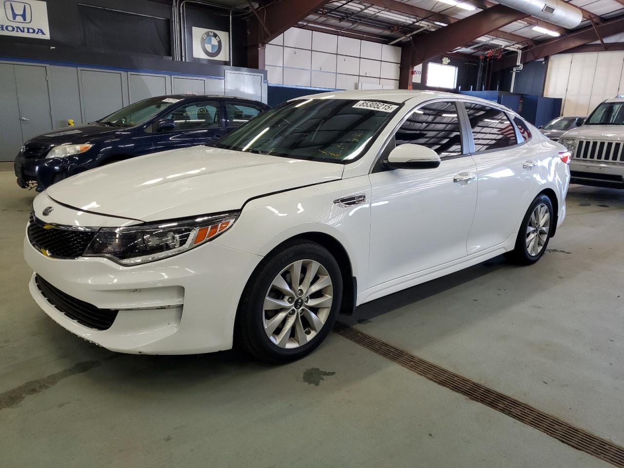  Salvage Kia Optima