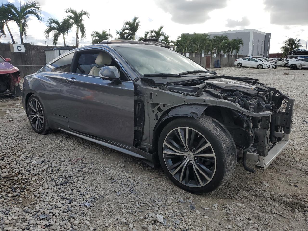 INFINITI Q60 PREMIUM