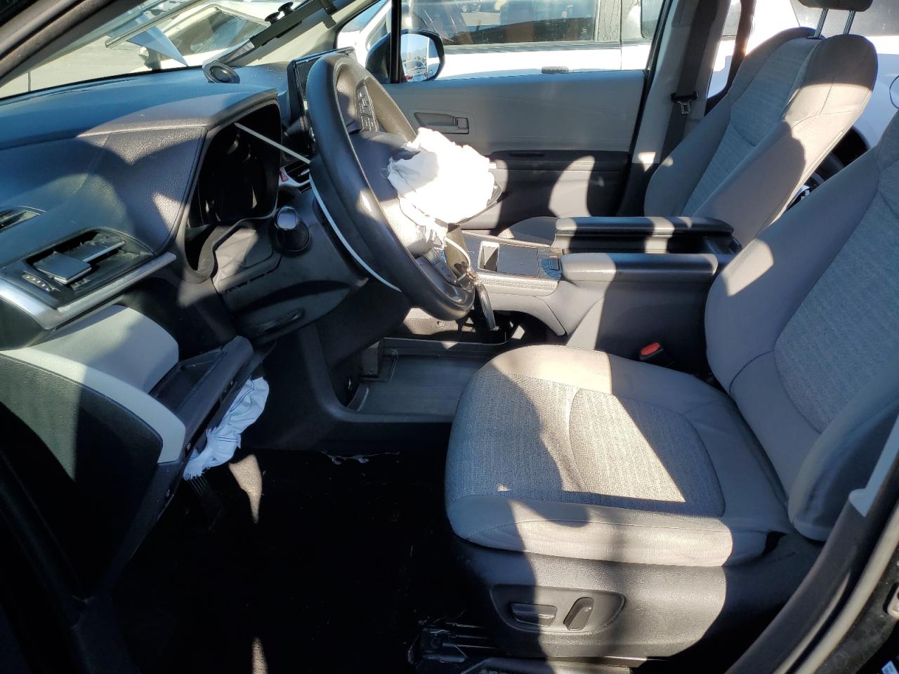 Lot #3285640292 2023 TOYOTA SIENNA LE