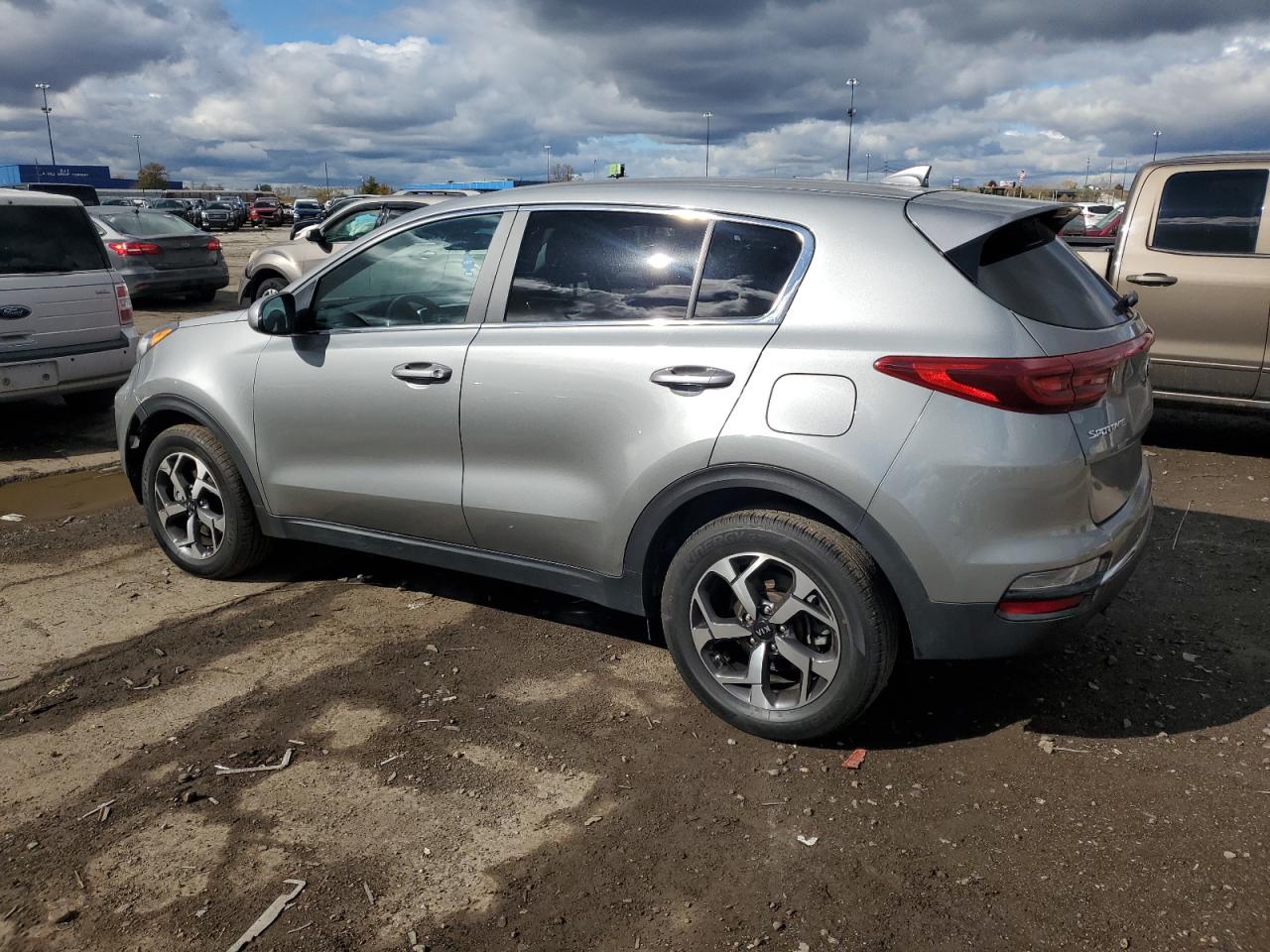 KIA SPORTAGE LX