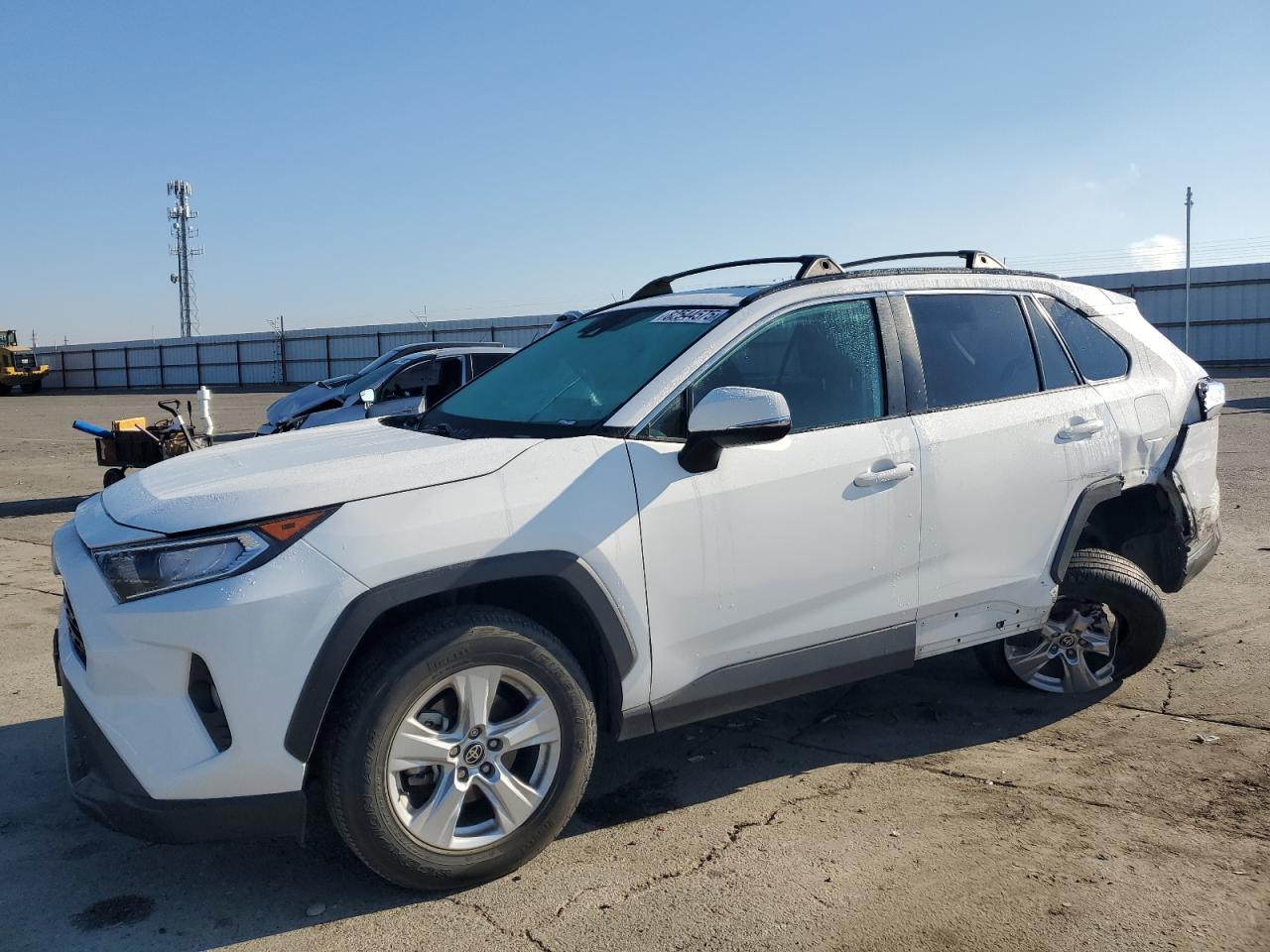 TOYOTA RAV4 XLE