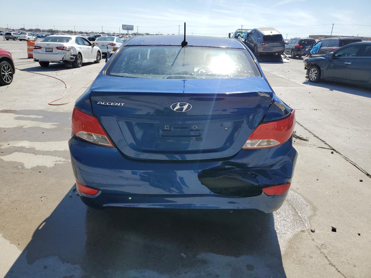 HYUNDAI ACCENT SE