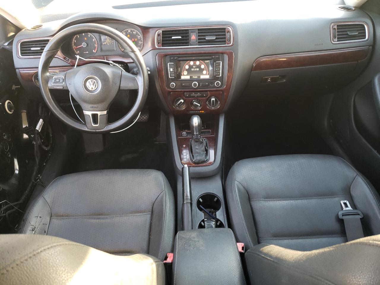 VOLKSWAGEN JETTA SEL