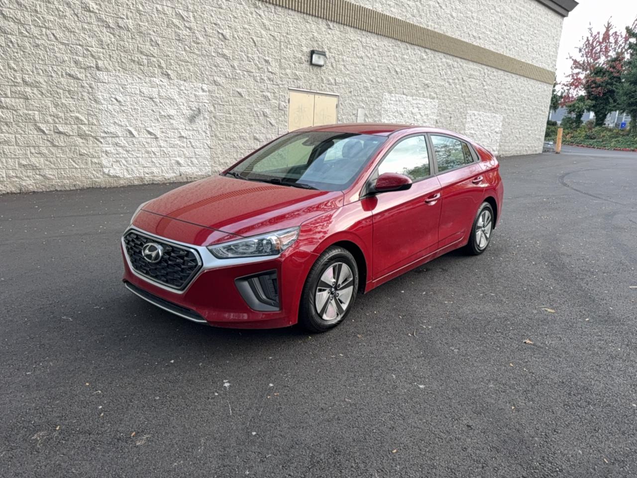 HYUNDAI IONIQ BLUE