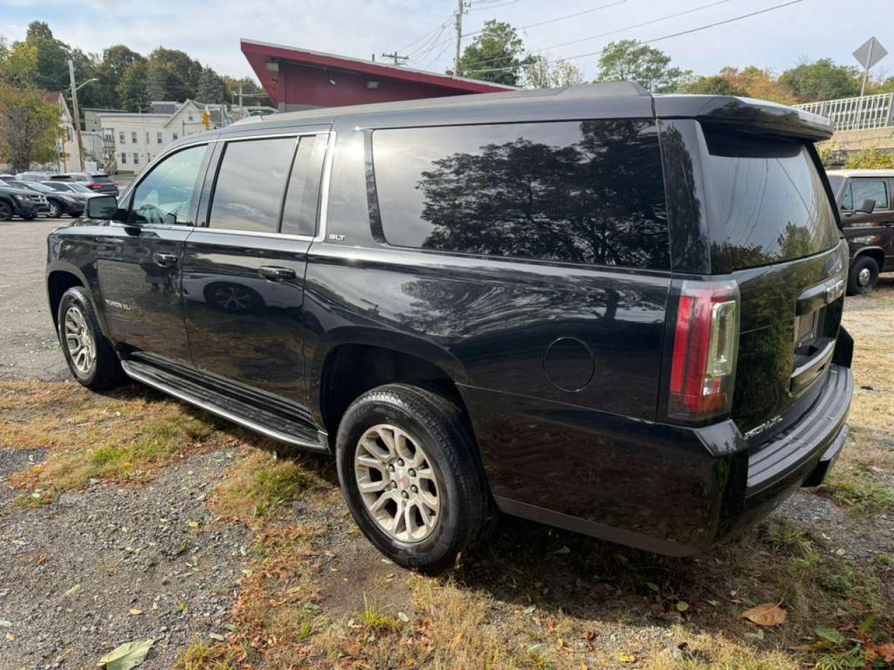 GMC YUKON K1500 SLT