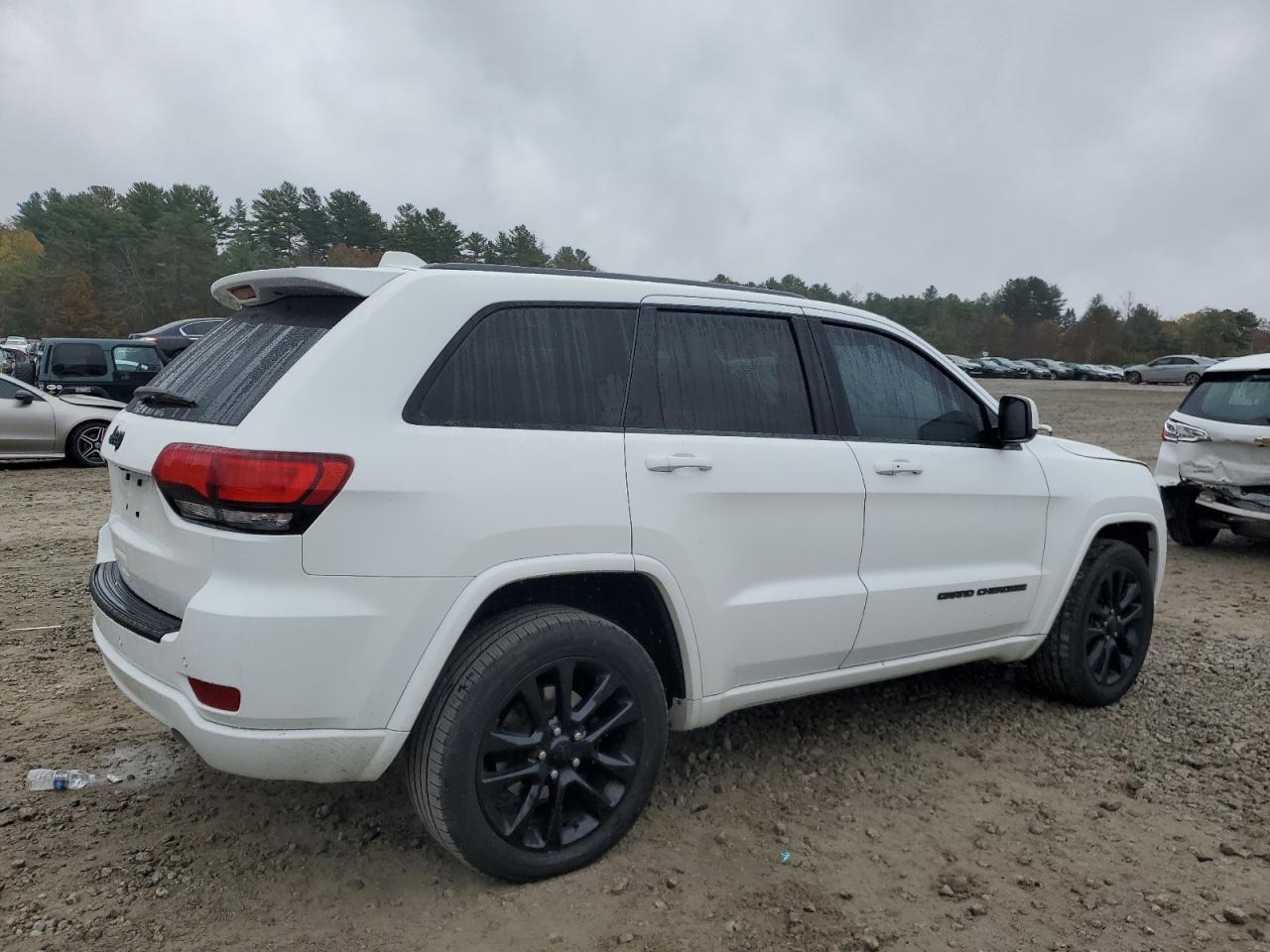 JEEP GRAND CHEROKEE LAREDO