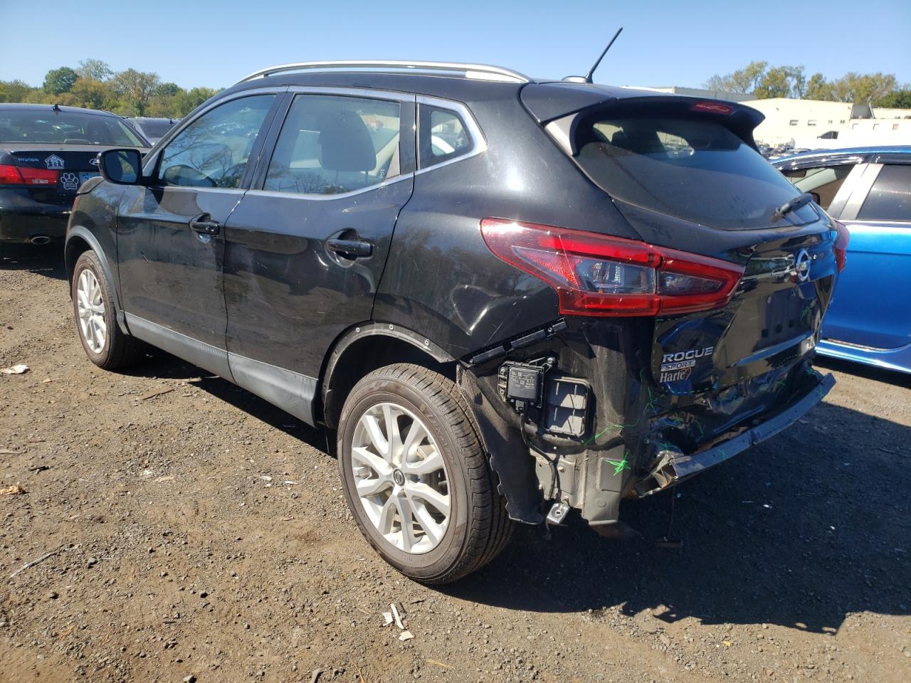 NISSAN ROGUE SPORT S