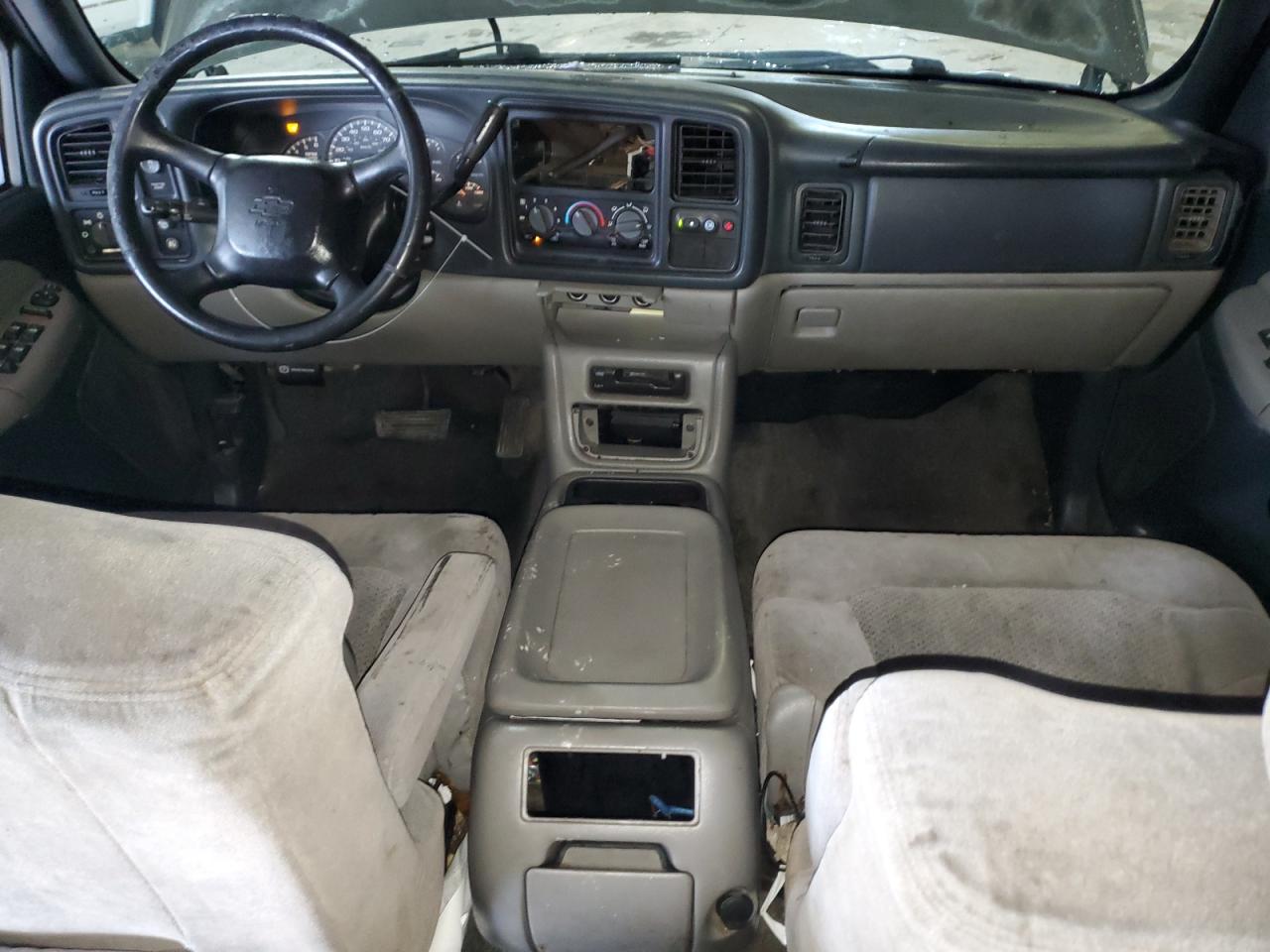 Lot #3286706289 2001 CHEVROLET SUBURBAN C