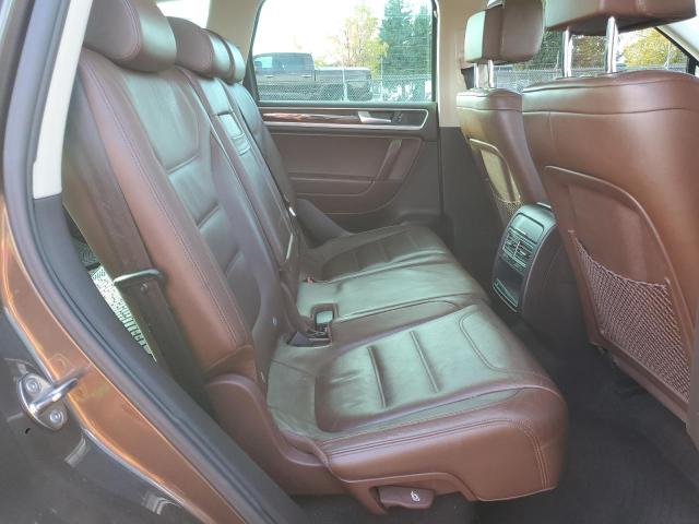 2011 VOLKSWAGEN TOUAREG V6 - WVGFF9BP6BD006318