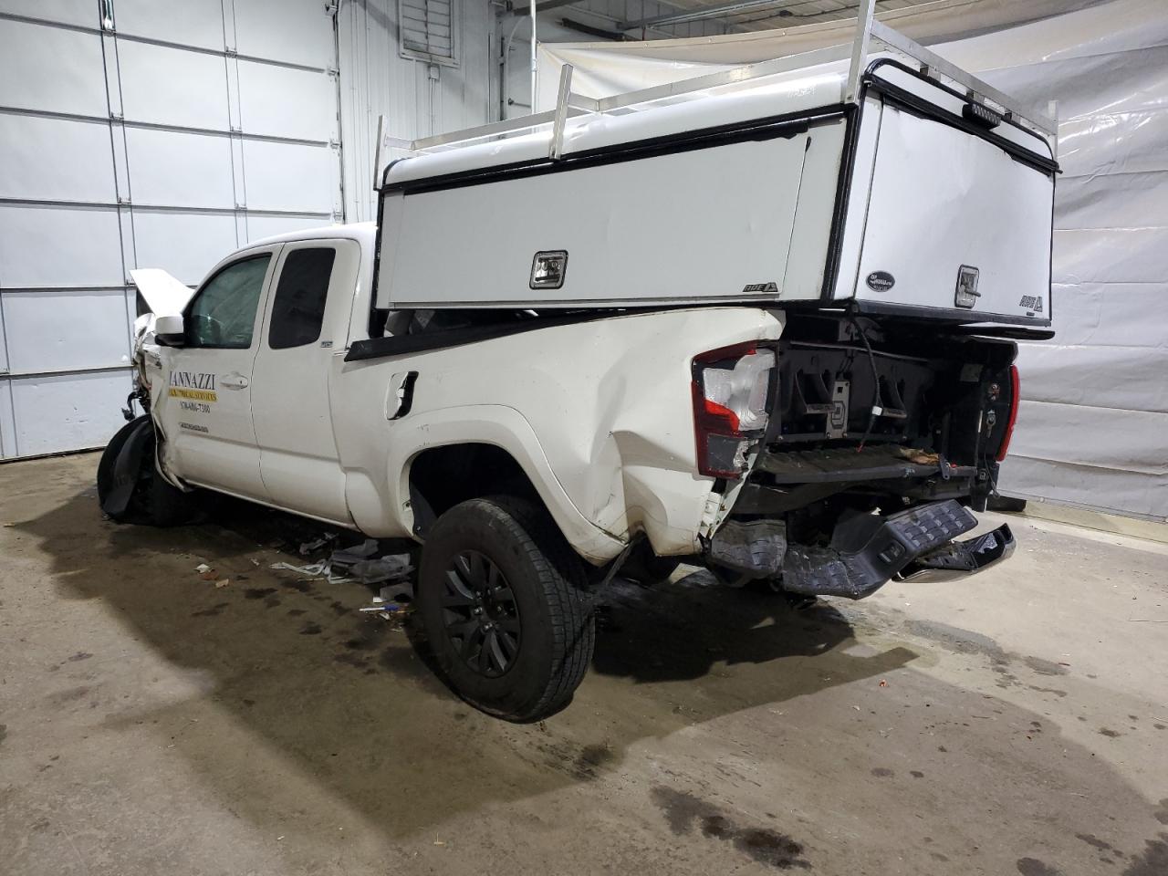 TOYOTA TACOMA ACCESS CAB