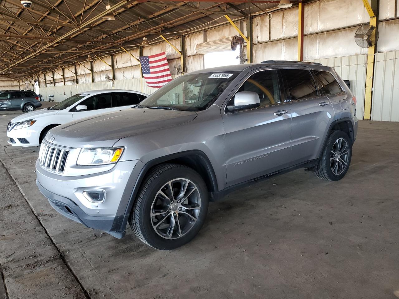JEEP GRAND CHEROKEE LAREDO