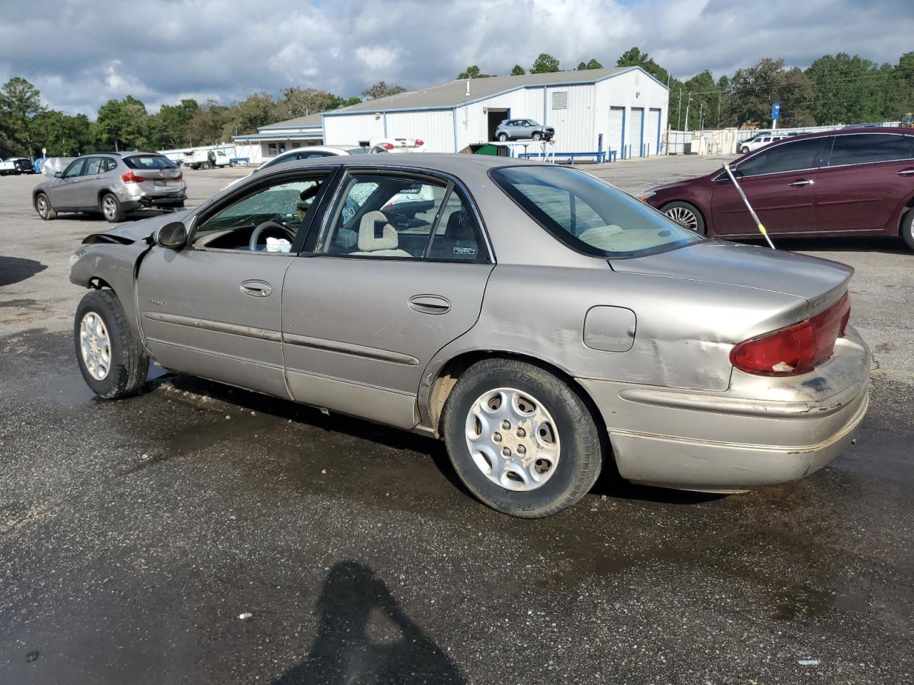 Lot #3283968823 1999 BUICK REGAL LS