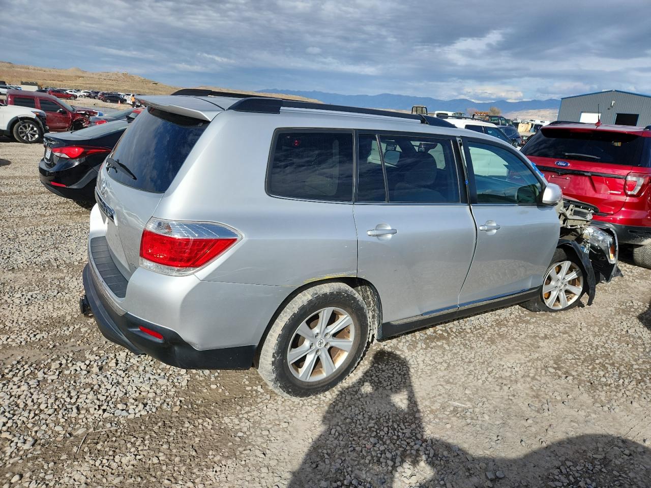 TOYOTA HIGHLANDER BASE