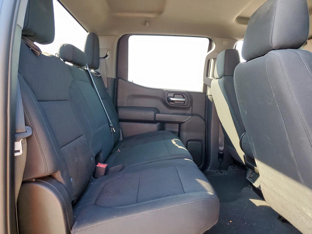 CHEVROLET SILVERADO C1500 CUSTOM