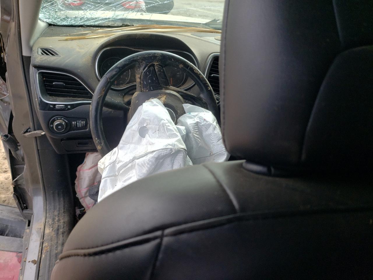 JEEP GRAND CHEROKEE LATITUDE PLUS