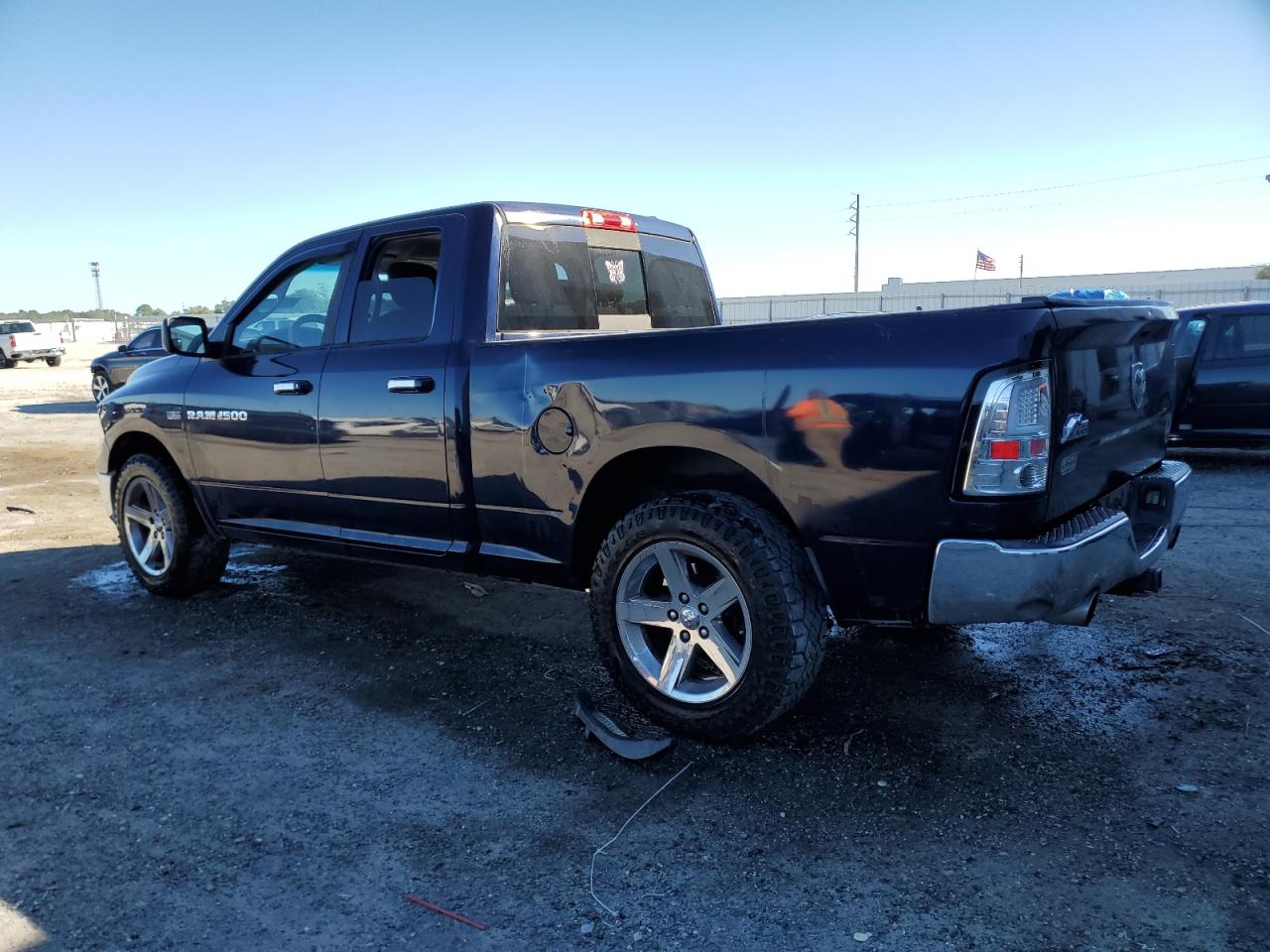 DODGE RAM 1500 SLT