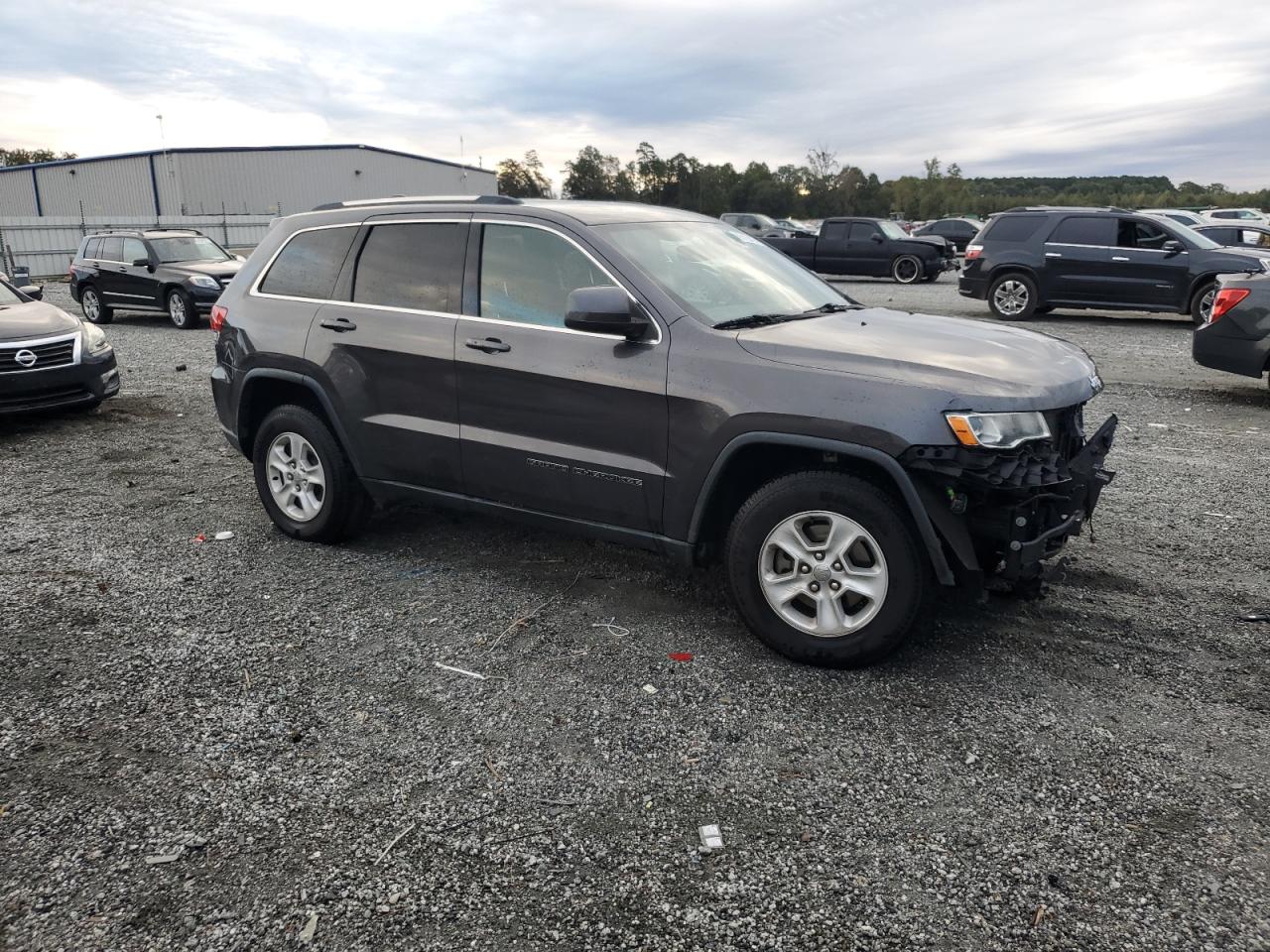 JEEP GRAND CHEROKEE LAREDO