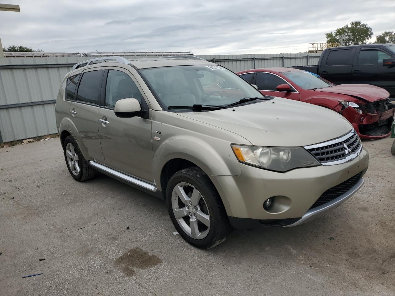 Lot #3290328935 2009 MITSUBISHI OUTLANDER XLS