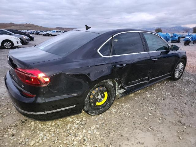 2017 VOLKSWAGEN PASSAT SE - 1VWBT7A30HC034738