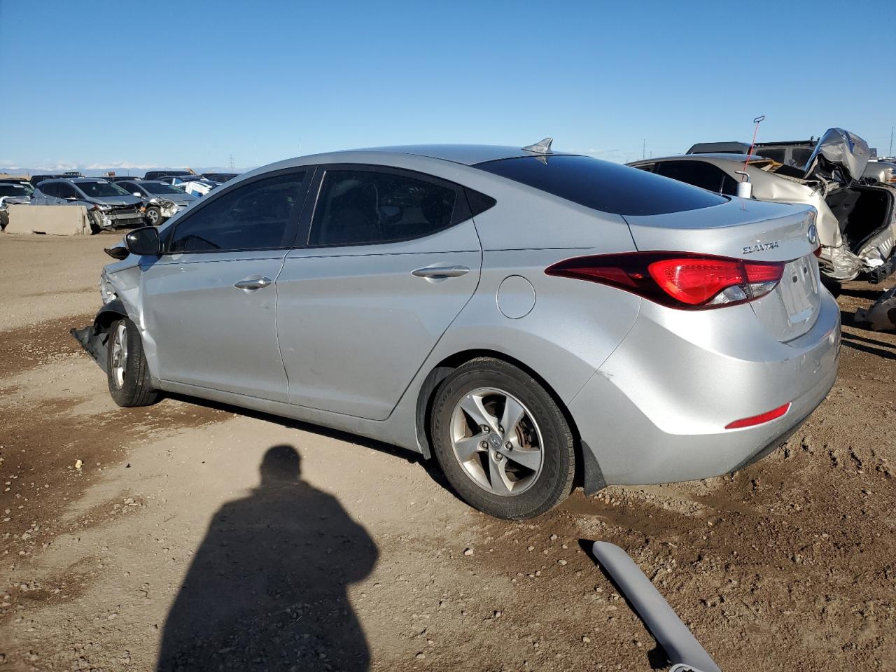 HYUNDAI ELANTRA SE