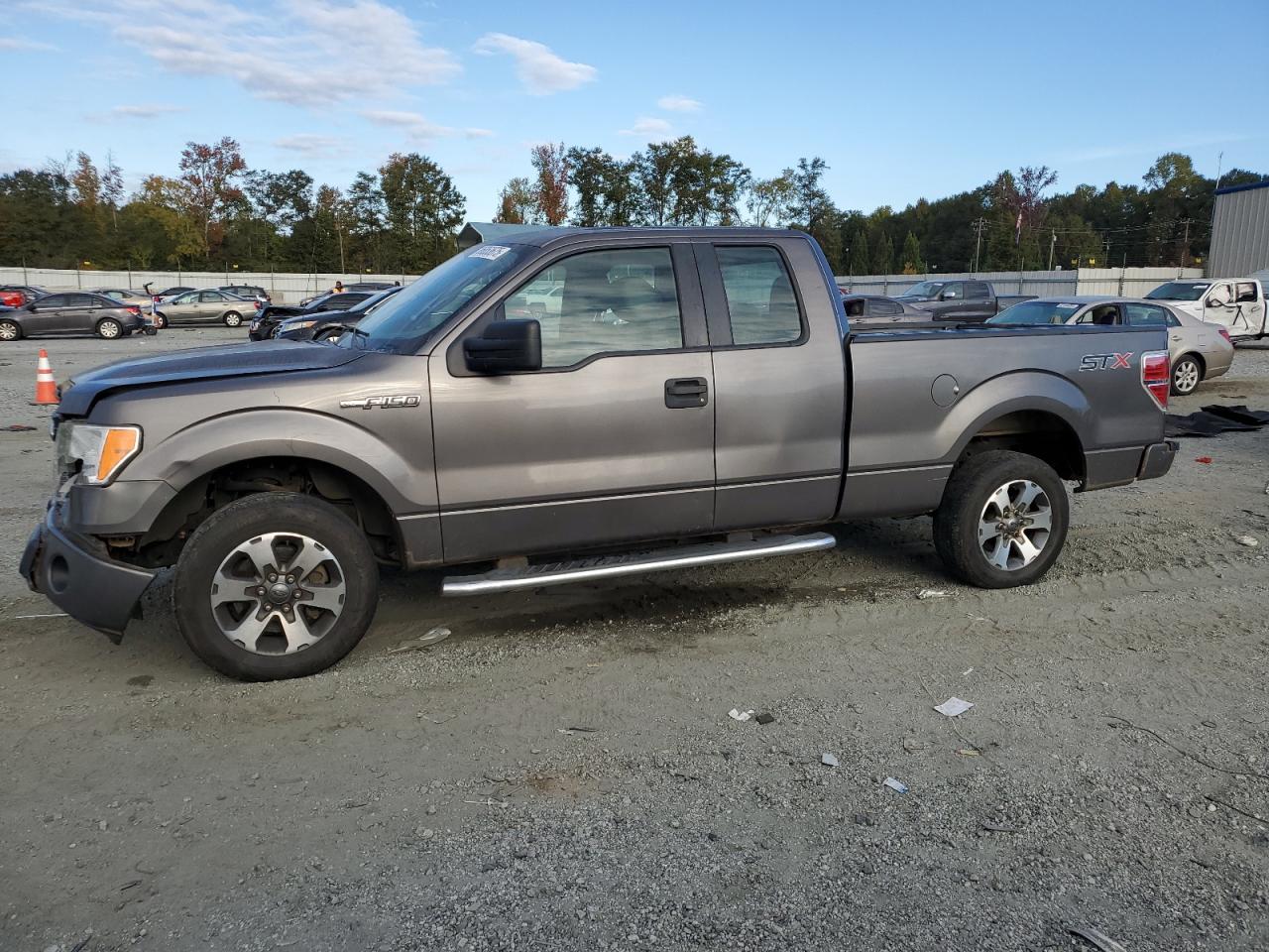 FORD F-150 SUPER CAB