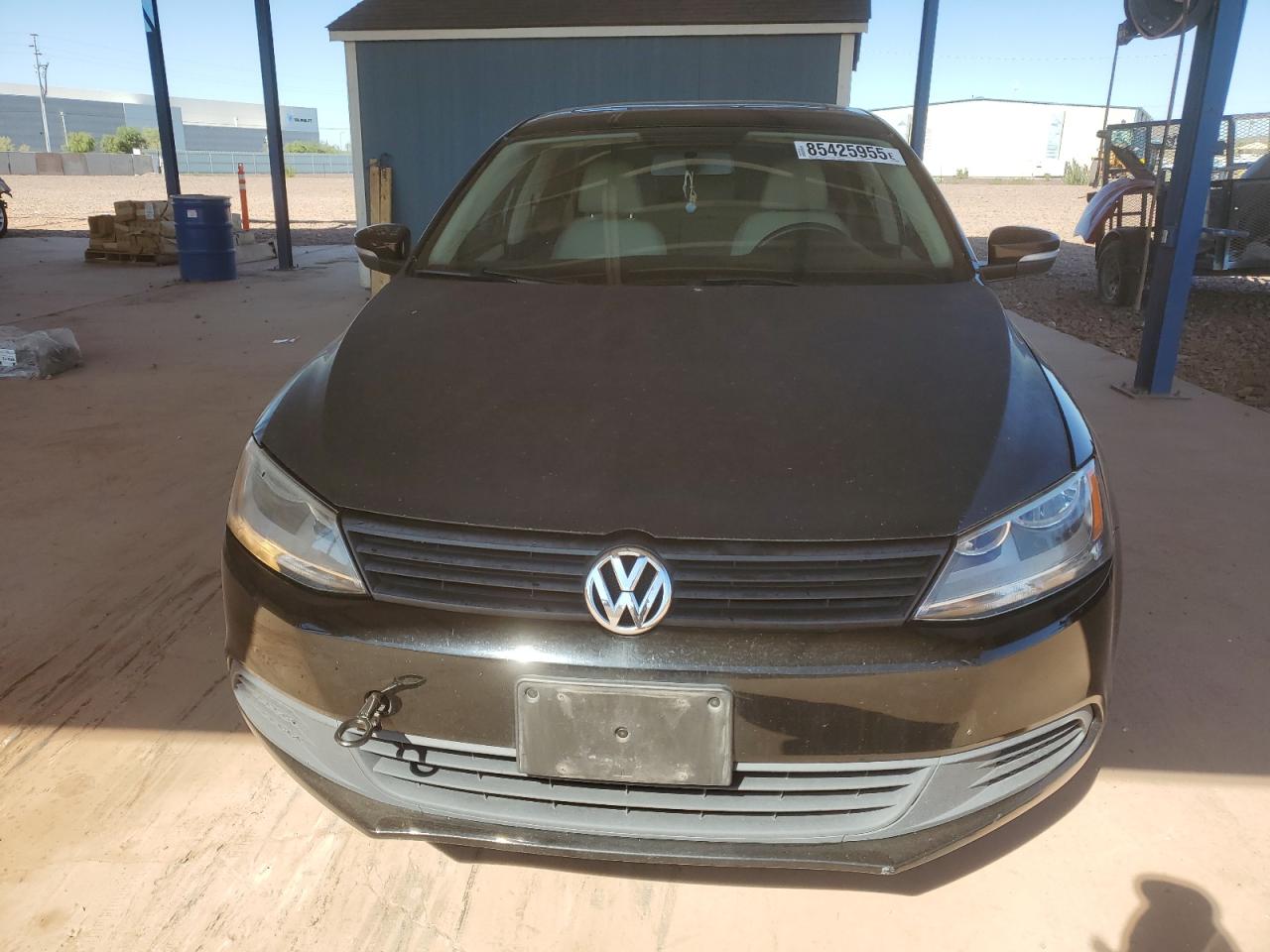 VOLKSWAGEN JETTA SE