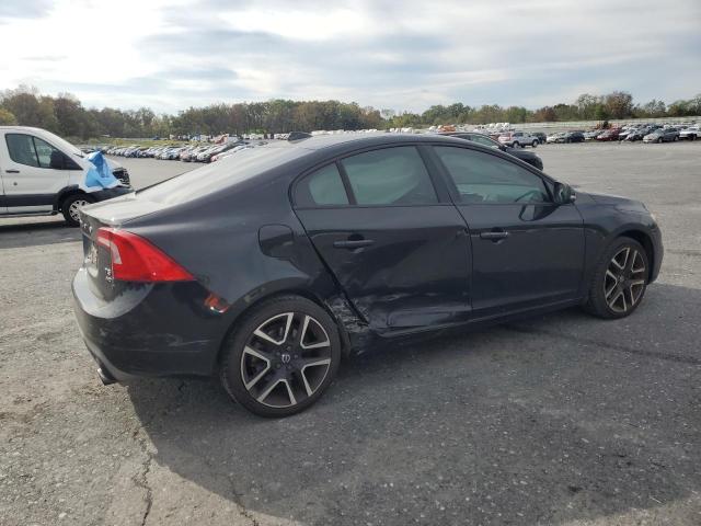 2017 VOLVO S60 DYNAMI YV140MTLXH2429817