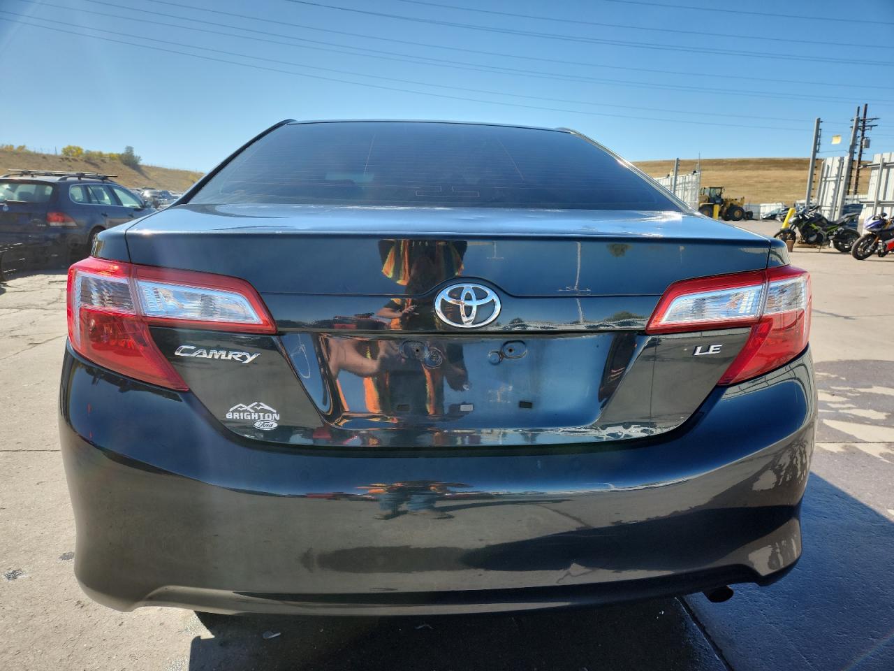 TOYOTA CAMRY BASE