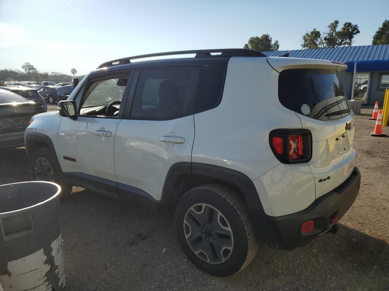 JEEP RENEGADE TRAILHAWK