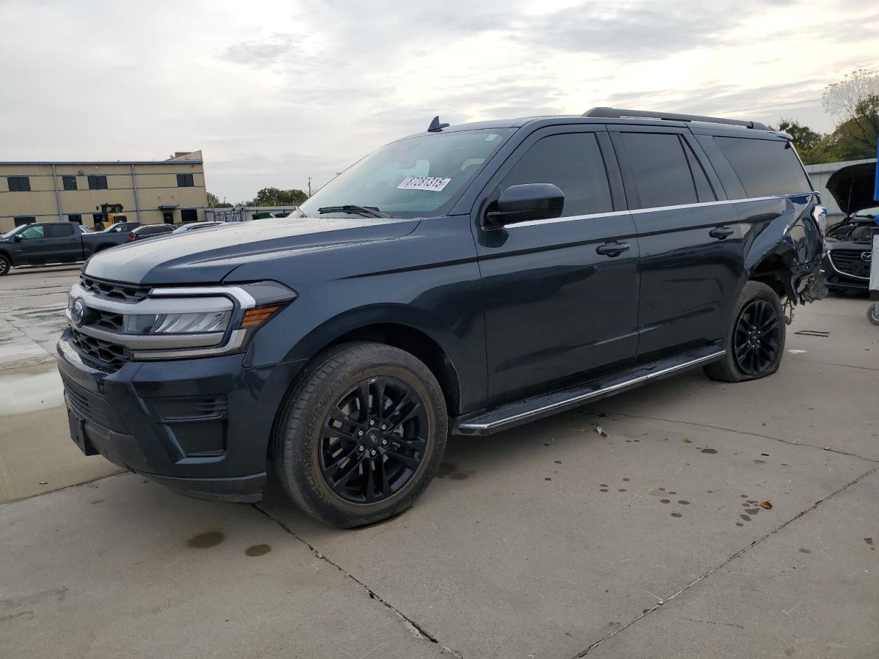 FORD EXPEDITION MAX XLT