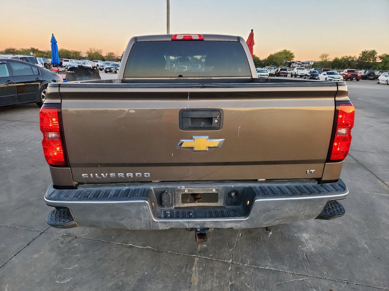 CHEVROLET SILVERADO C1500 LT