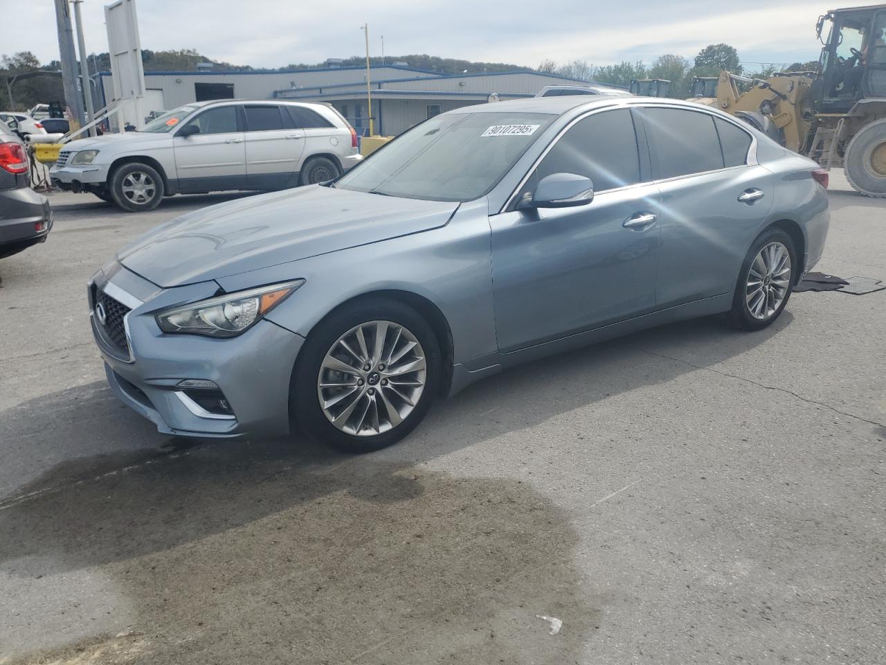 INFINITI Q50 LUXE