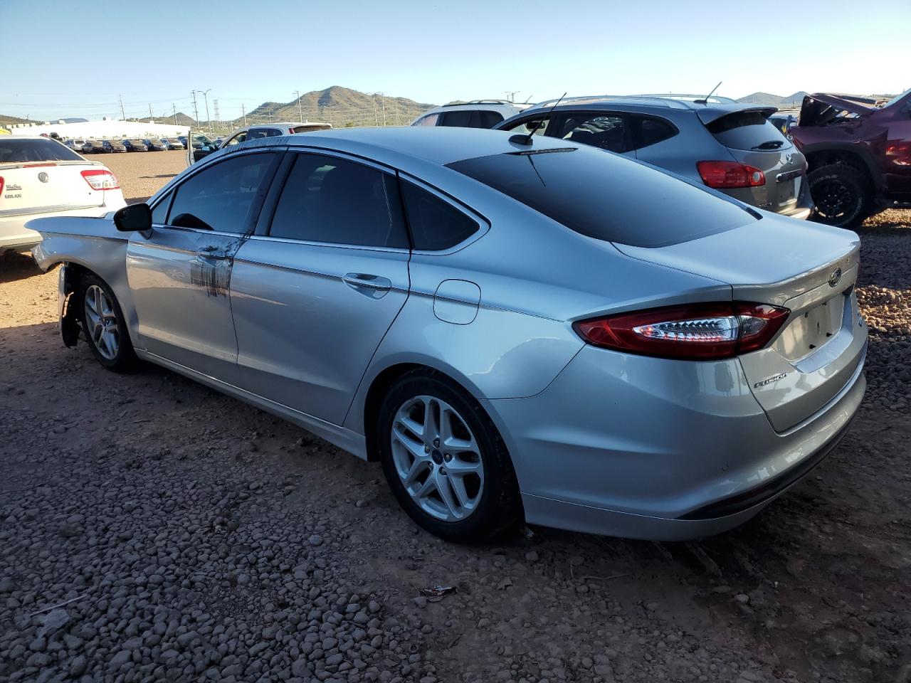 FORD FUSION SE
