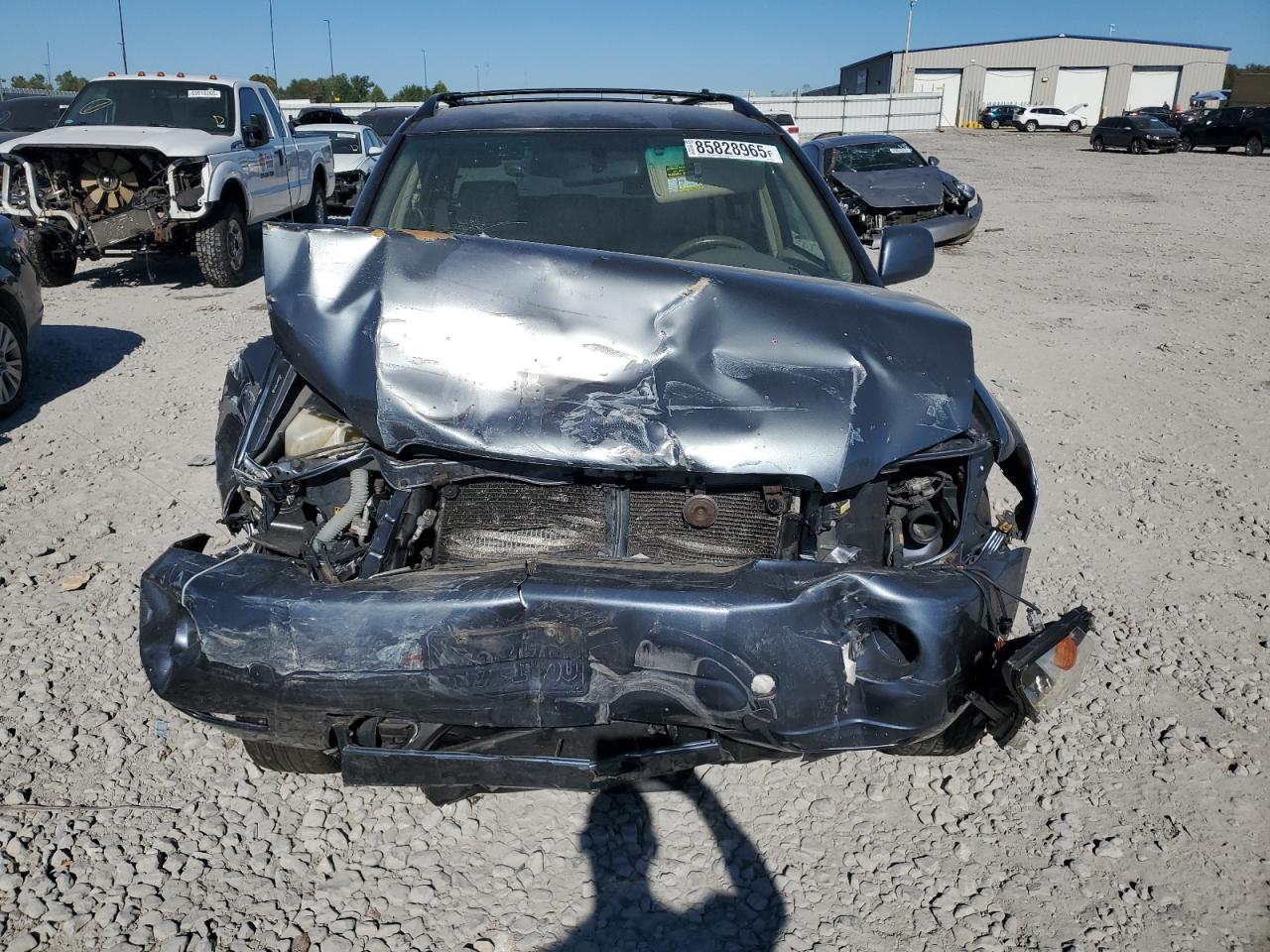 Lot #3266034550 2004 TOYOTA HIGHLANDER