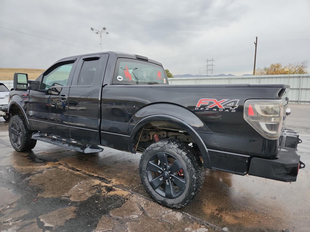 FORD F-150 SUPER CAB