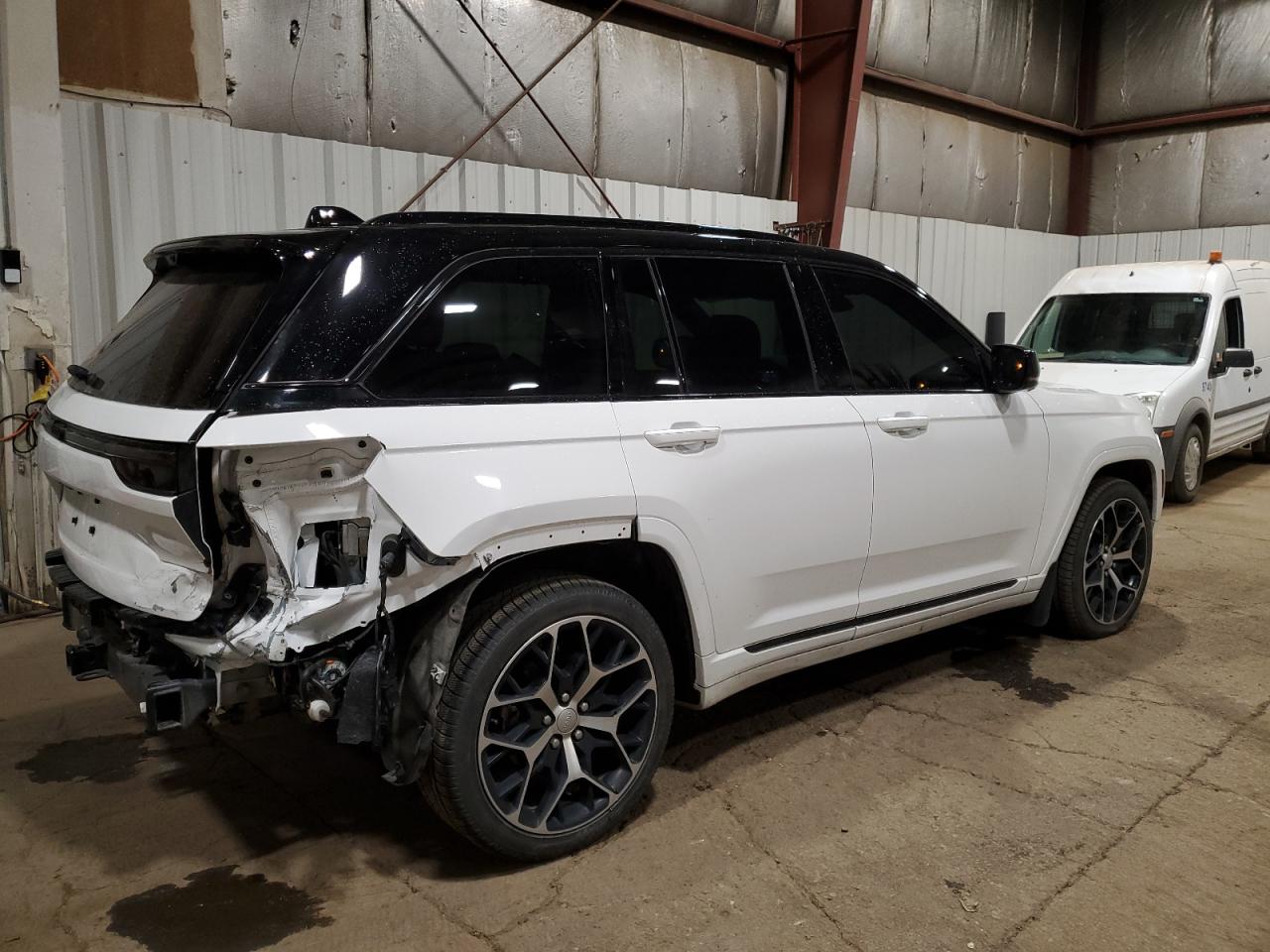 JEEP GRAND CHEROKEE SUMMIT